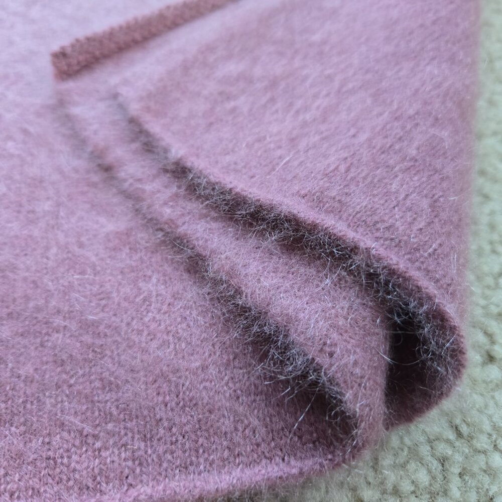 NWOT Babaton Maine Wool Cashmere Scarf - Picture 8 of 15